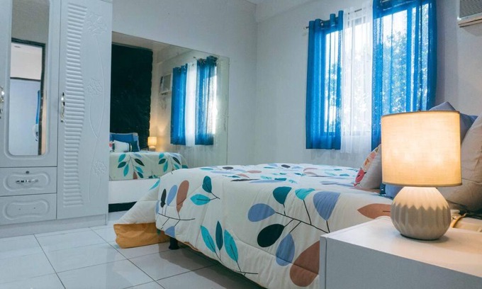 Bacolod House | Your home away from home 3 rooms & 24 hours guard