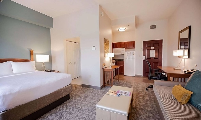 Highlands - Perkins Resort | Your Home Away From Home! Free Breakfast, Free Parking, Pets Allowed, Pool!
