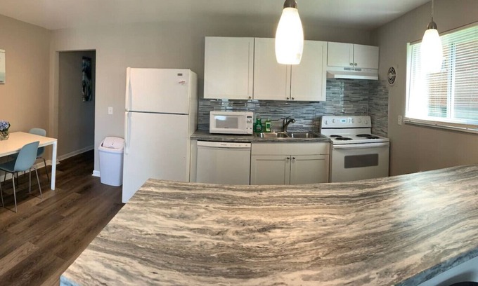 Reading Apartment | Your Home Away from Home -Cozy Reading Retreat