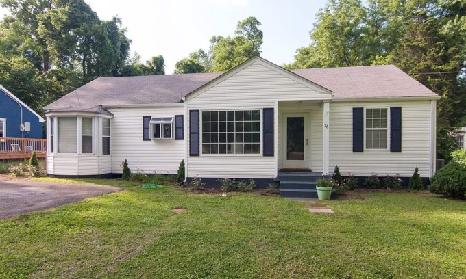 Woodbine House | Your Nashville Home