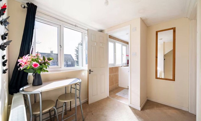 Underhill House | Your North London Retreat – Space, Comfort & Local Charm - free street parking