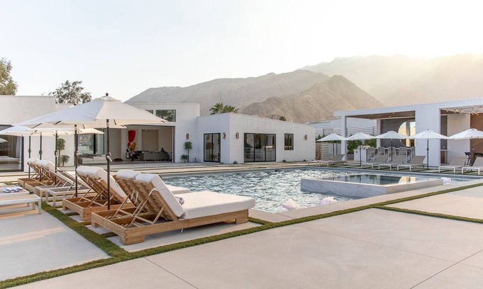 Racquet Club West House | Your Own Personal Luxury Resort