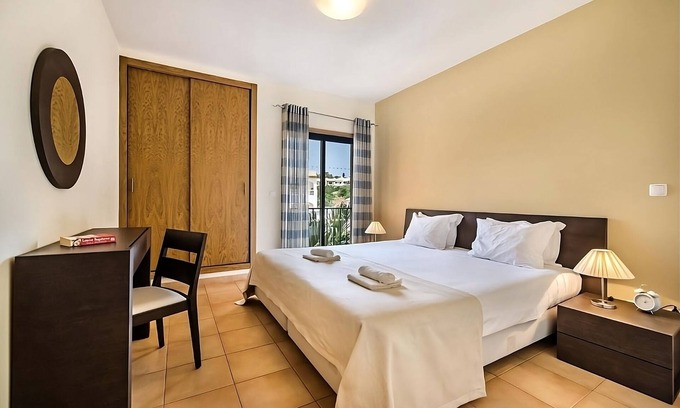 Praia da Luz Hotel | Your Relaxing Getaway Awaits! Fully-equipped Kitchen, 3 Pools, Free Parking!