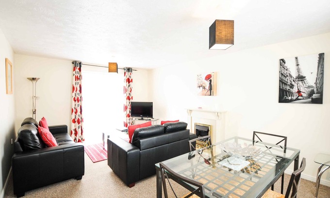Bradley Stoke Apartment | Your Stay Bristol Orchard Gate