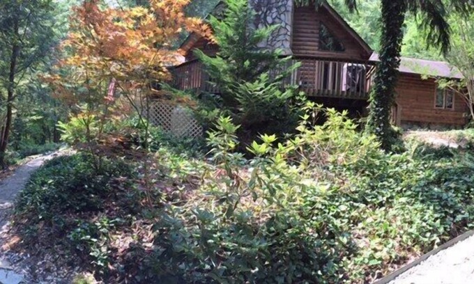 Horse Shoe Cabin | Your Vacation Getaway at Smoky Mountain Lodge