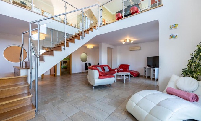 Burgau Villa | Your Villa Algarve Private pool 5 min walk to beach