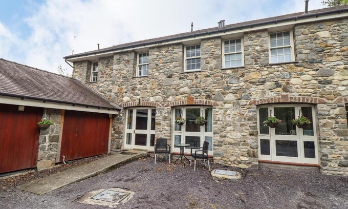 Bangor Apartment | Yr Wyddfa