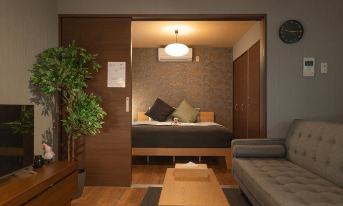 Nishinari Apartment | YS Maison 302