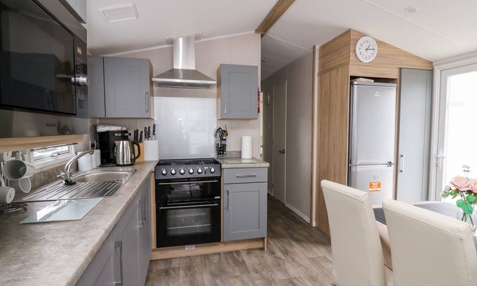 Borth House | Ystwyth 26