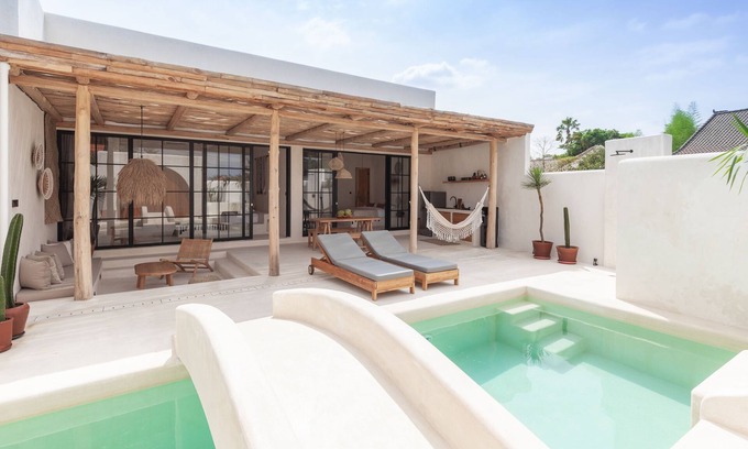 Pererenan Villa | Yucca Villas
