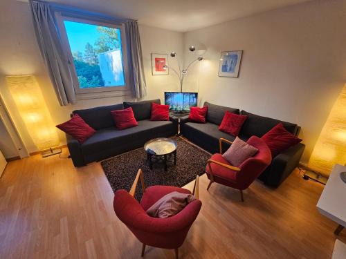 Kaisermuhlen Apartment | Yuki's Place - UN-VIC, Danube Beach and Subway near to Downtown Vienna