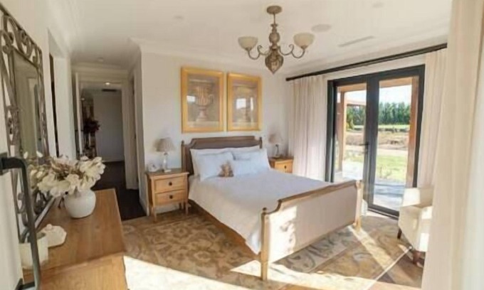 Exeter House | 'Yuruga'- Relaxed Southern Highlands Vineyard Stay