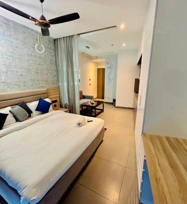 Noida Apartment | Z cloud hotel