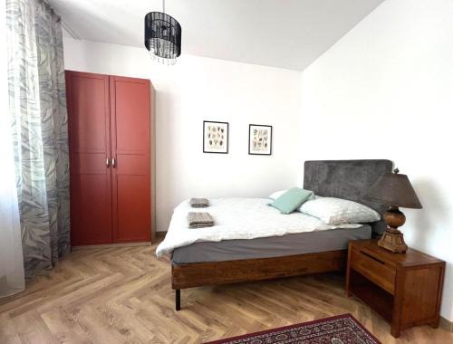 Old Town Apartment | Zamojska Residence Silver Leaf Apartment