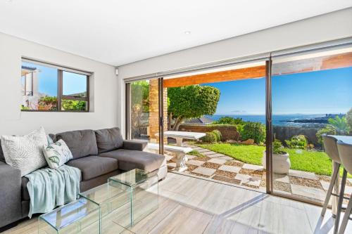 Mountainside Apartment | Zaria Sun Cottage by Host Agents