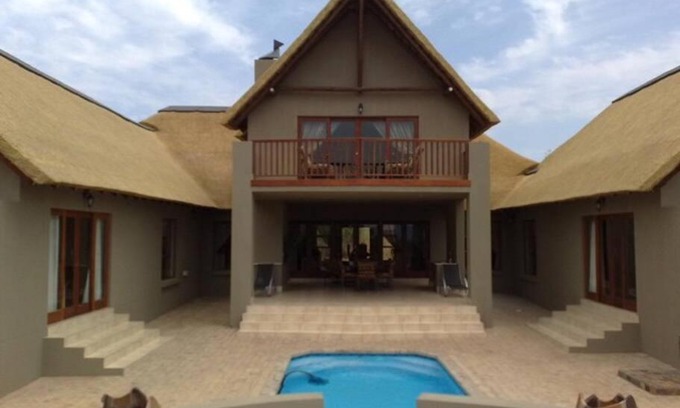 Leeupoort Villa | Zebula Golf and Wildlife Estate - Hornbill Paradise Pax 8 - Moi Signature Luxury villa