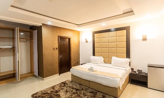 Ofin Hotel | Zen Apartments