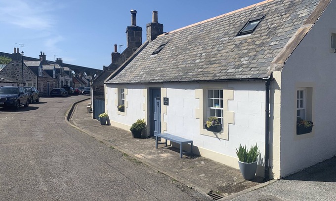 Cullen House | Zen Cottage, Seatown, Cullen