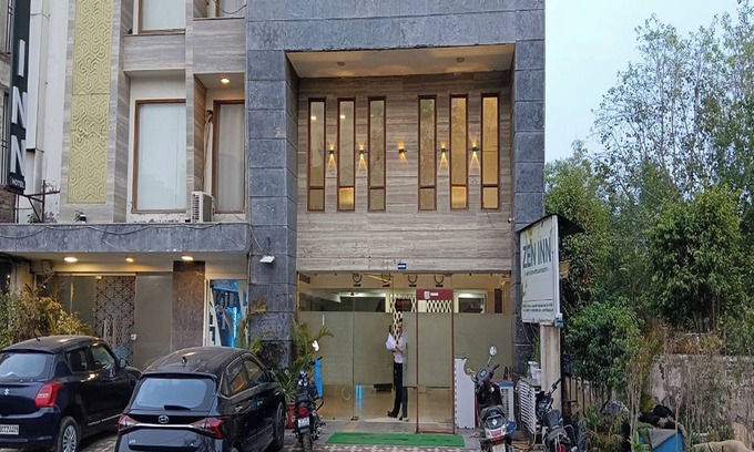 Jasola Hotel | Zen Inn Luxury Hotel