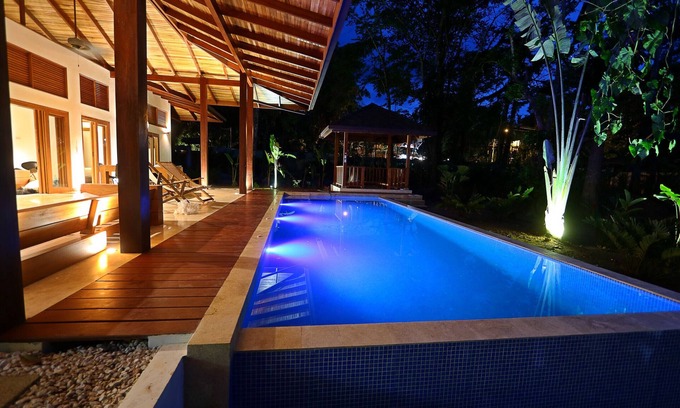 Chiguata Villa | Zen Villa. Luxury balinese style villa