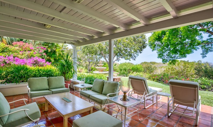 Paynes Bay House | ZenBreak Highlands is a 4 bedroom luxury holiday home on Sandy Lane Estate