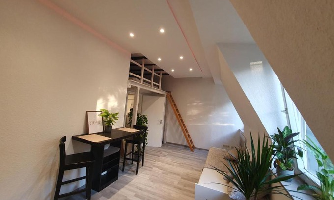 Neudorf-Nord Apartment | Zentral Duisburg