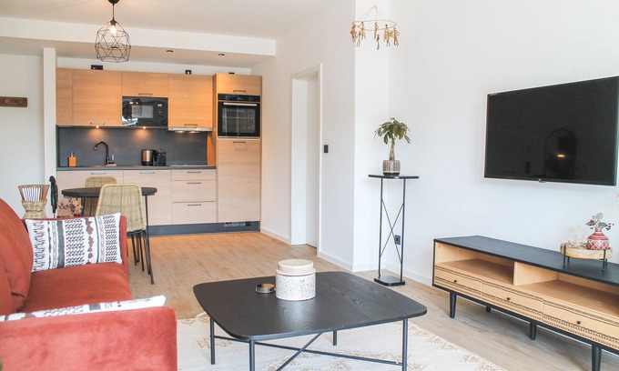 Rauental Apartment | Zentrumsnahes Apartment mit Parkplatz & Balkon