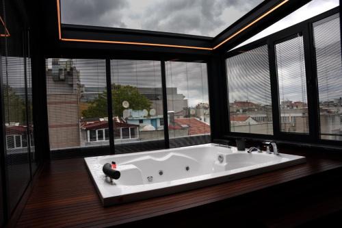 Bakırkoy Hotel | Zeytin Hotel