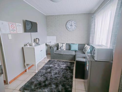 Boksburg House | Zhantique Guest House 2- Unit 9