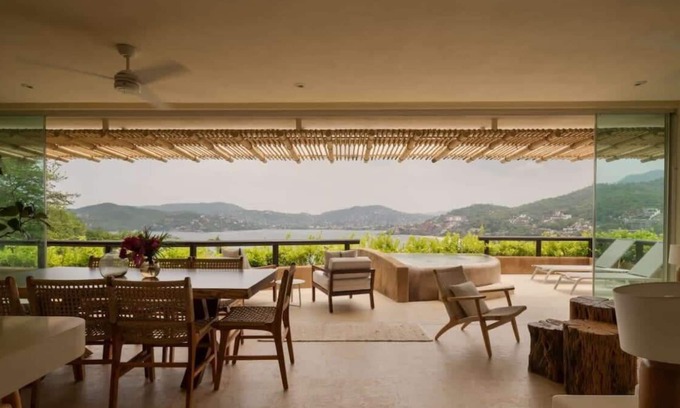 Playa Las Gatas Apartment | Zihua Bay Jewel: Lux 3-Bdrm PH steps from Beach