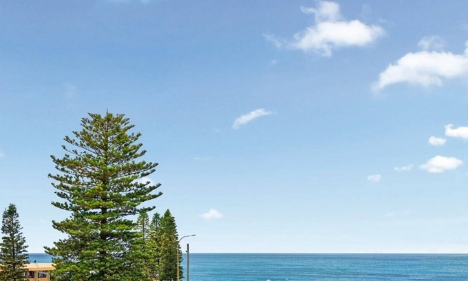 Narrabeen House | Zinc by the Sea. A luxury holiday paradise nestled across from Narrabeen beach