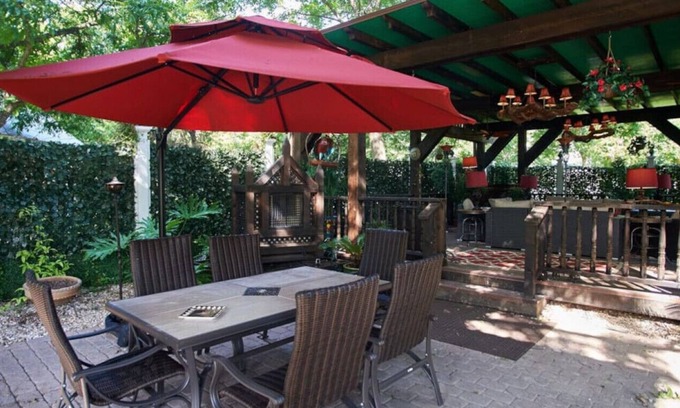 New Braunfels Villa | Zink Haus Villas*1 Block to Comal River*Walk to Downtown NBTX
