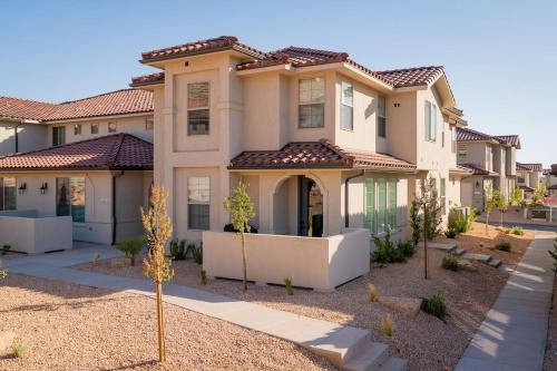 Washington House | Zion's Base Camp at Escondido Resort