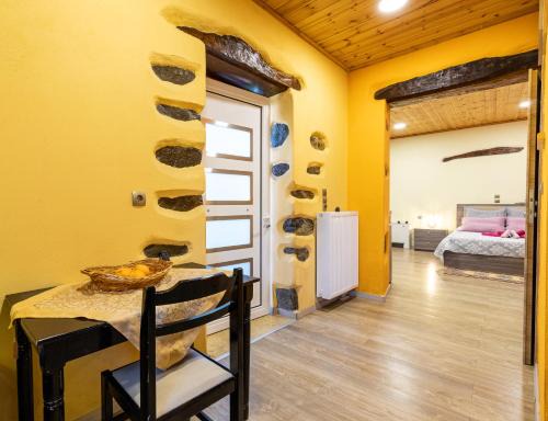 Kantanos-Selino Apartment | Zois Stone House