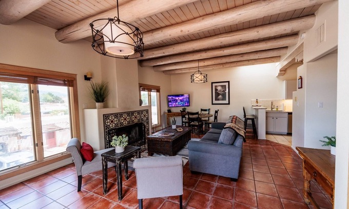Downtown Santa Fe Villa | Zona Rosa 72-Santa Inez