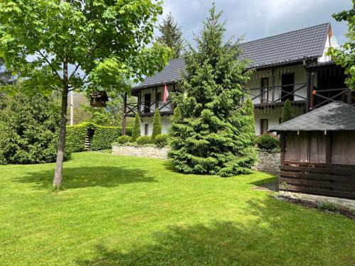Mykulychyn House | Zorianyy Guest House