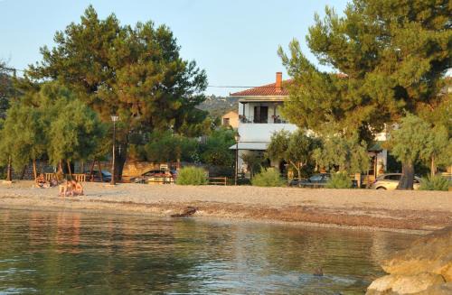 Milina Apartment | Zouzoula House