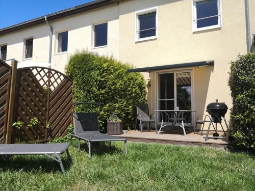 Hohen Wieschendorf Apartment | Zur Schwedenschanze 2