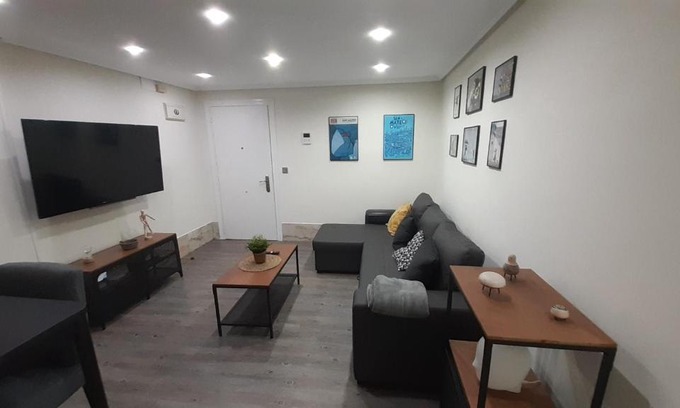 Centro y casco historico Apartment | Zuvillaga 14