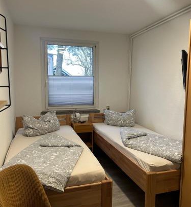 Pruchten Other | Zwei Bett Zimmer