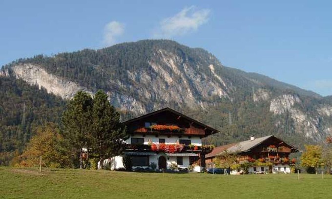 Kramsach Cottage | Zweibettzimmer mit Balkon - Pension Christoph