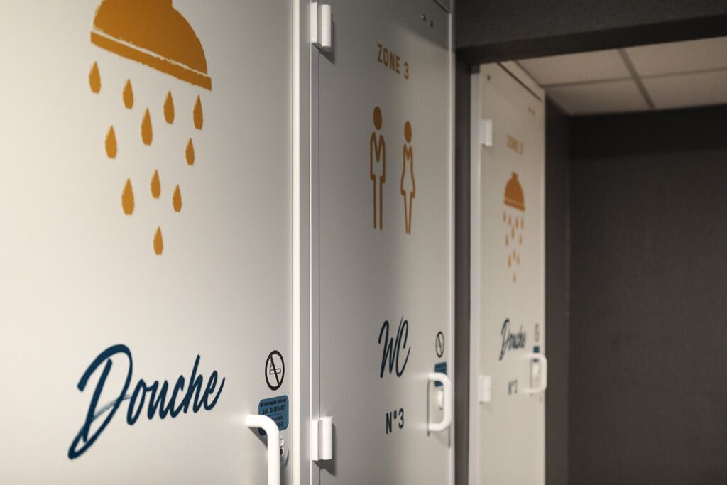 Photo of Bathroom in Coquelles
