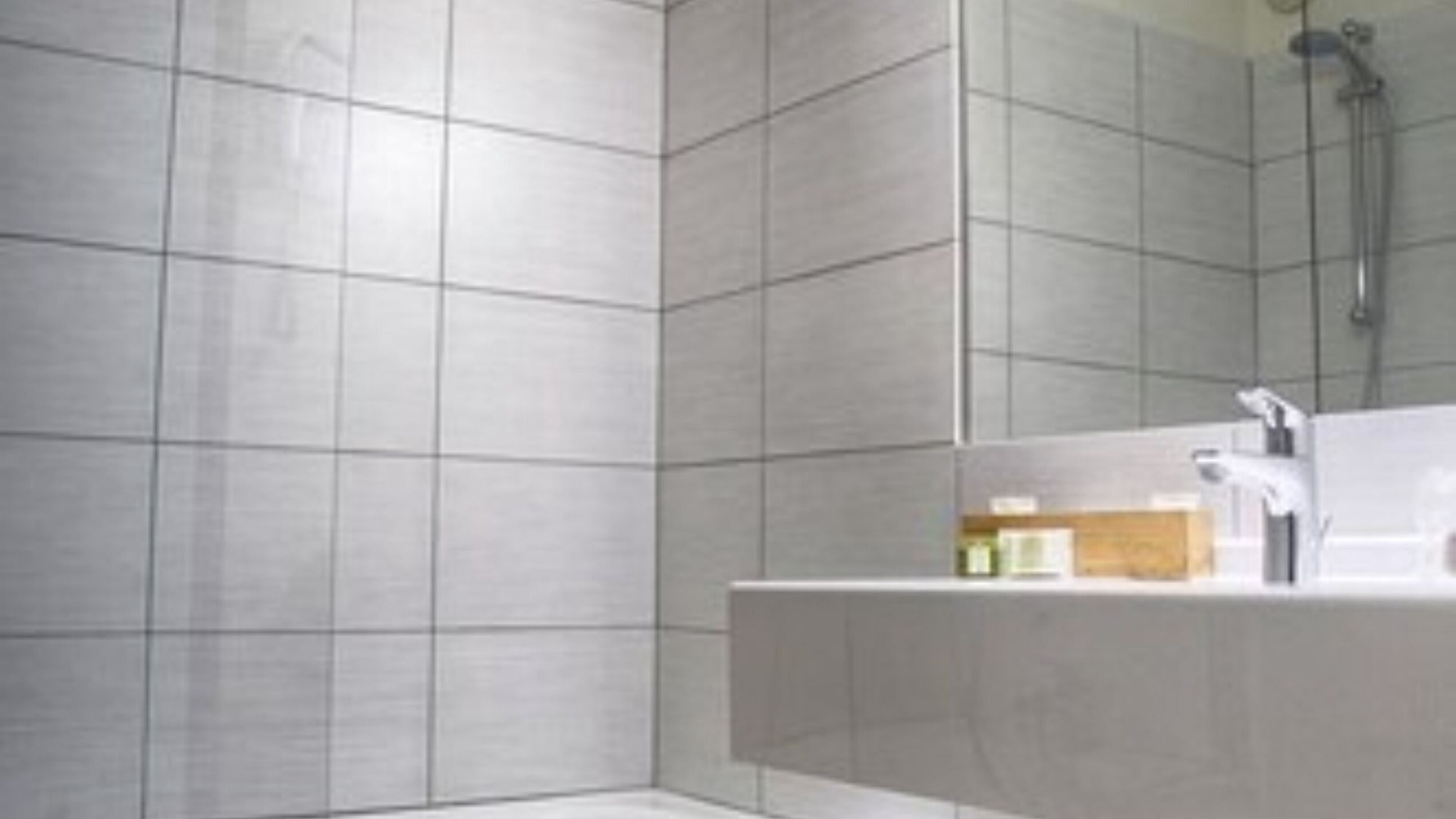 Photo of Bathroom in Sassenage