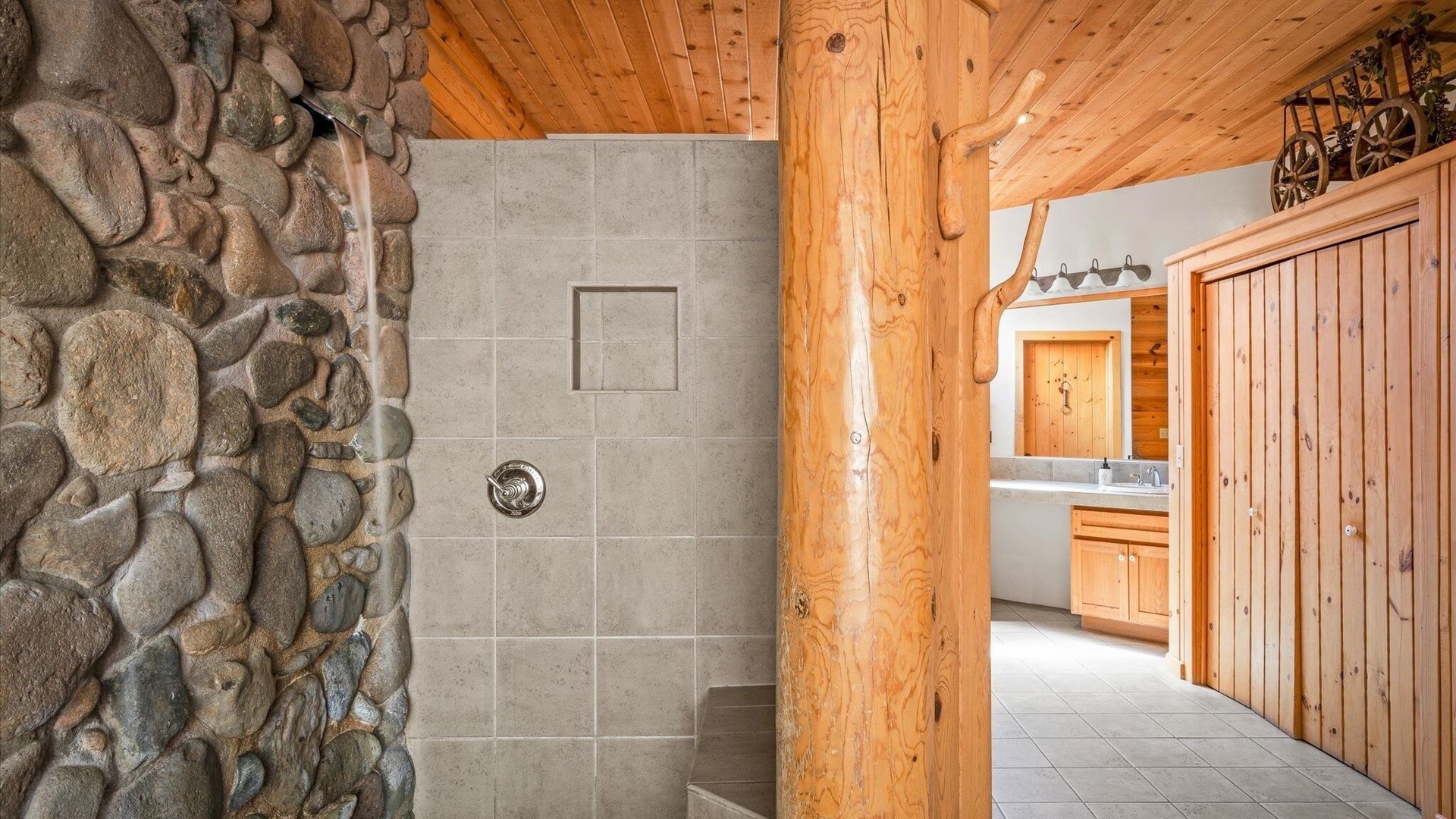 Photo of Bathroom in Oak Creek