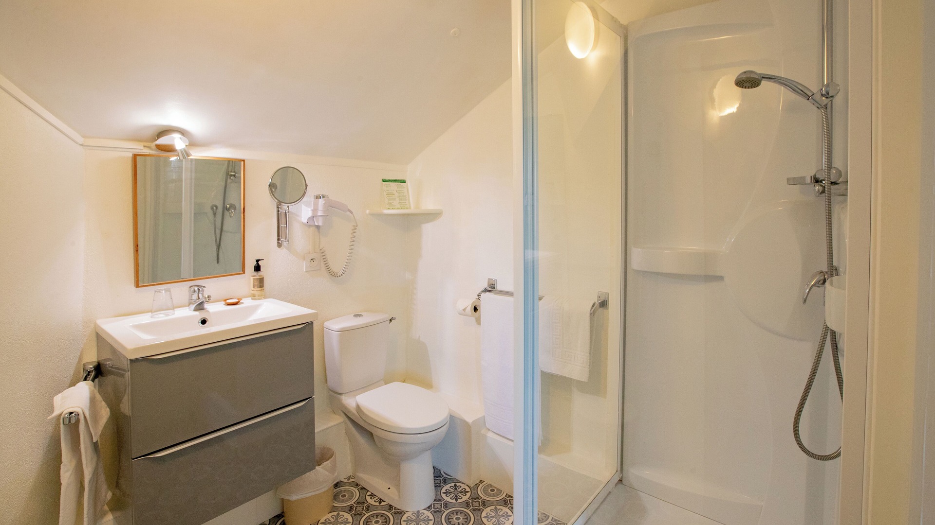 Photo of Bathroom in Cambo-les-Bains