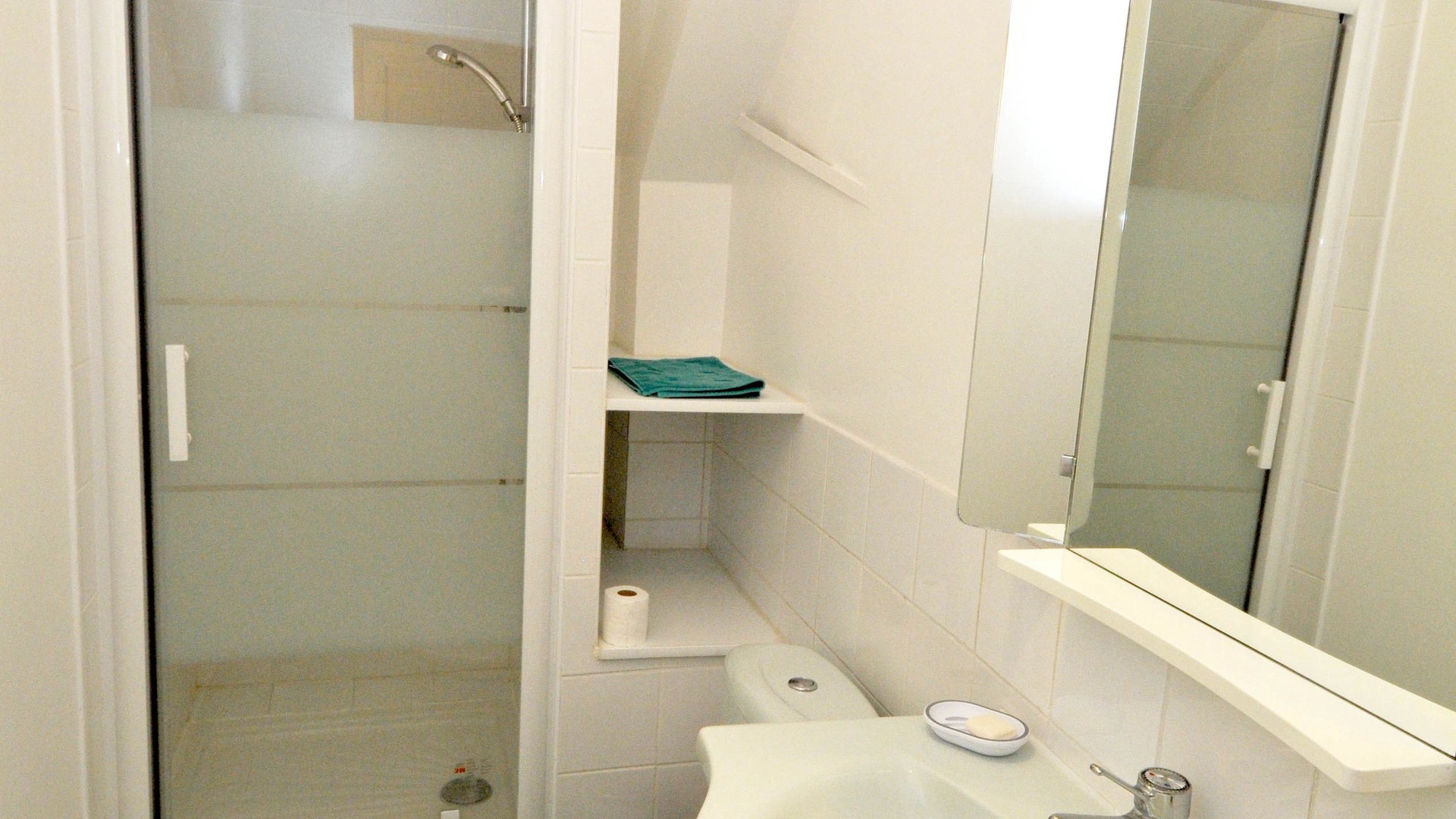 Photo of Bathroom in Chambourg-sur-Indre