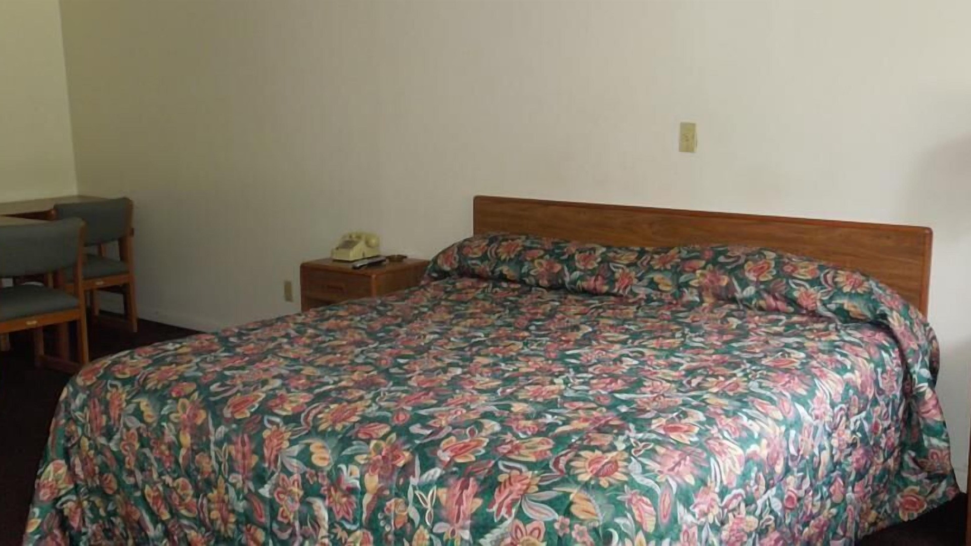 Photo of Bedroom in Edison