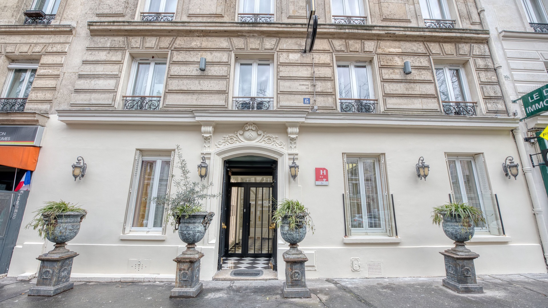 Photo of Outdoor in Quartier Sainte-Marguerite