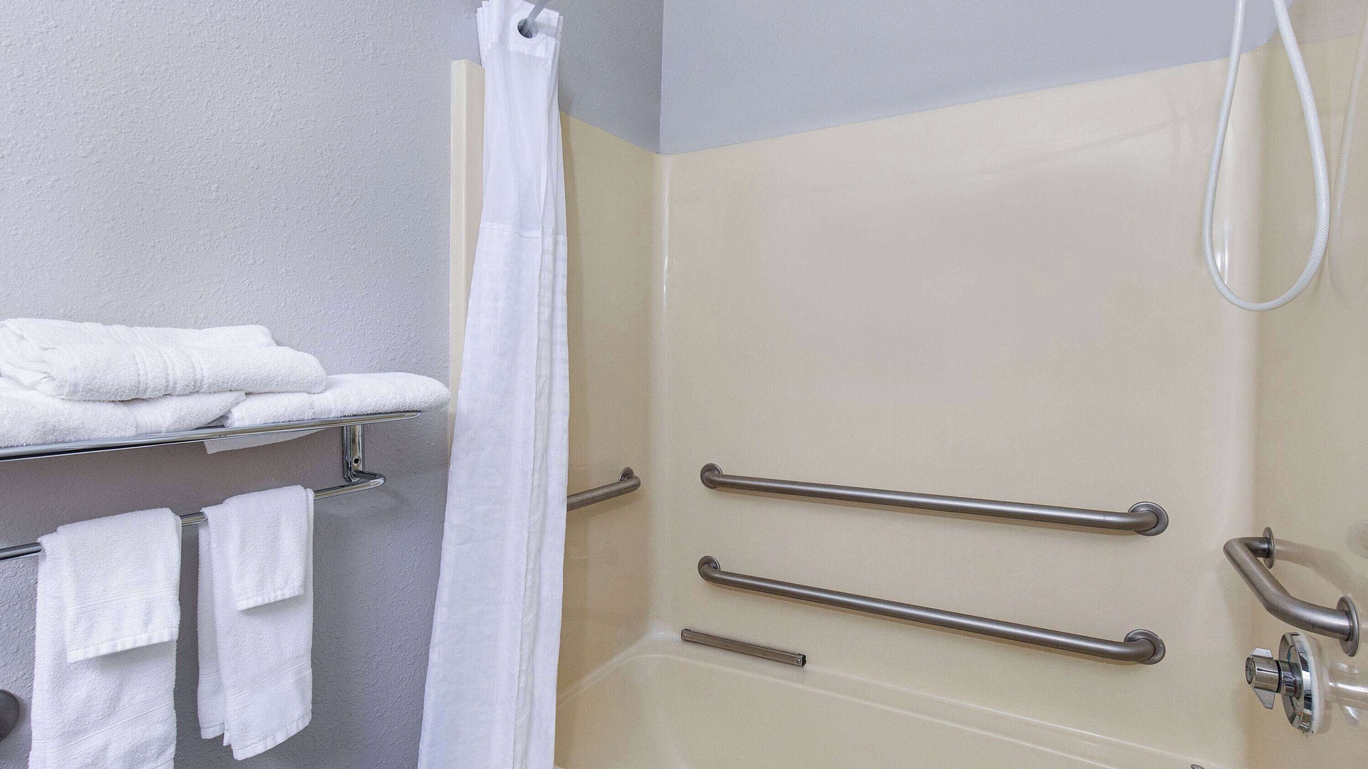 Photo of Bathroom in Ellendale