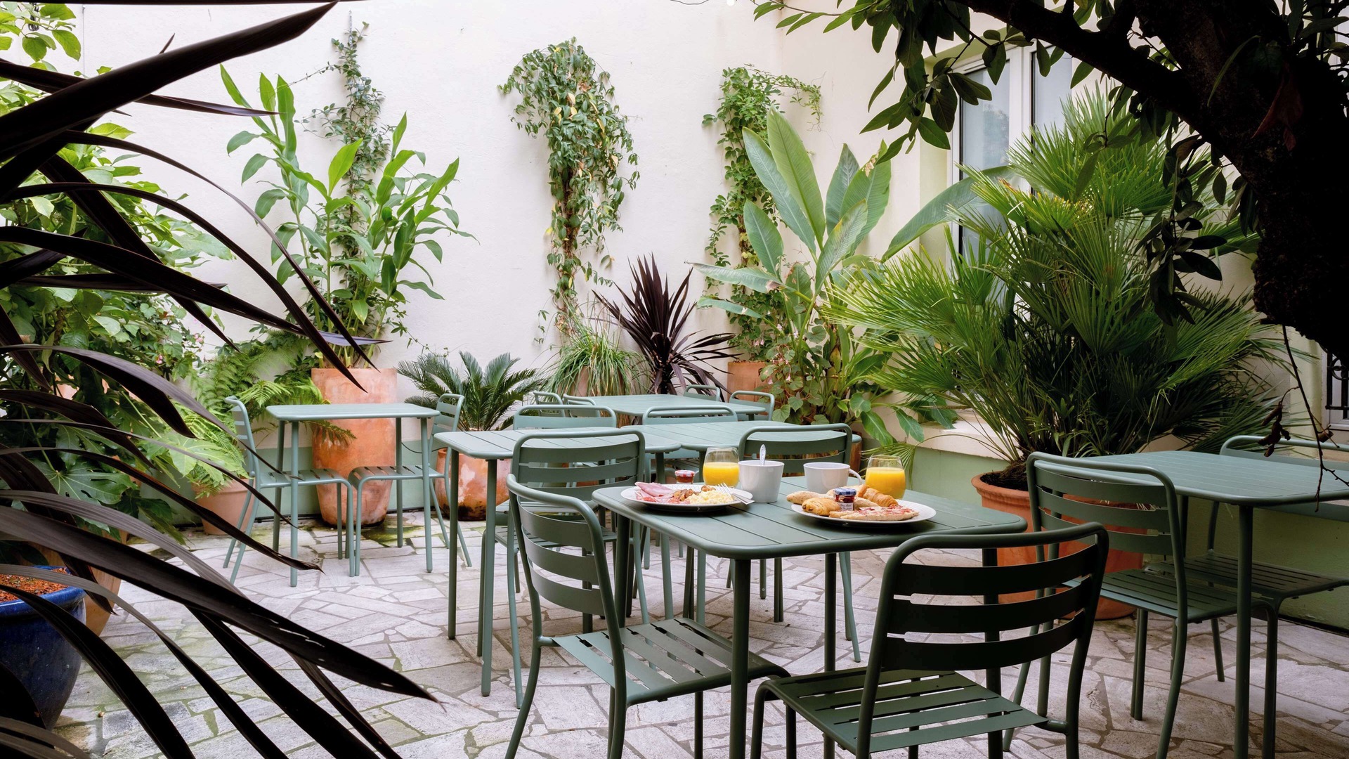 Photo of Outdoor in Porte-Saint-Martin
